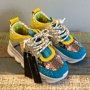 NWT Versace Chain Reaction Shoes (39)